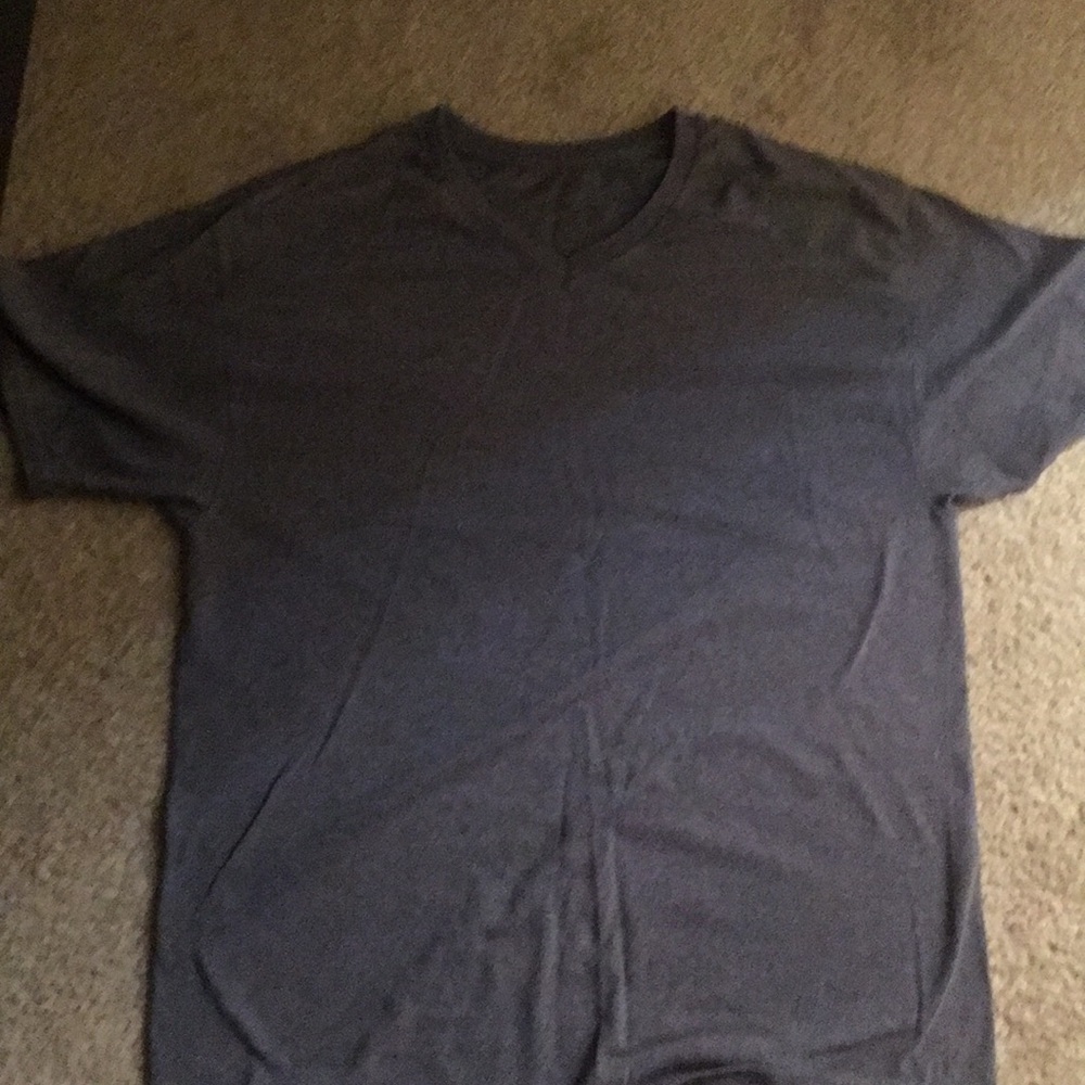 C9 gray shirt